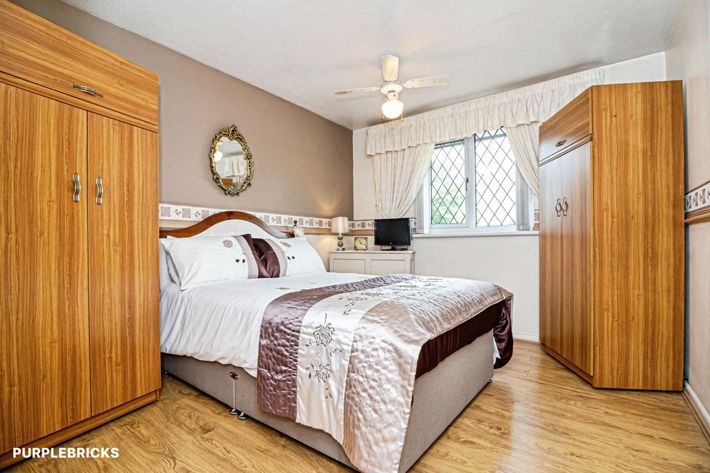 Property photo 3 of 30