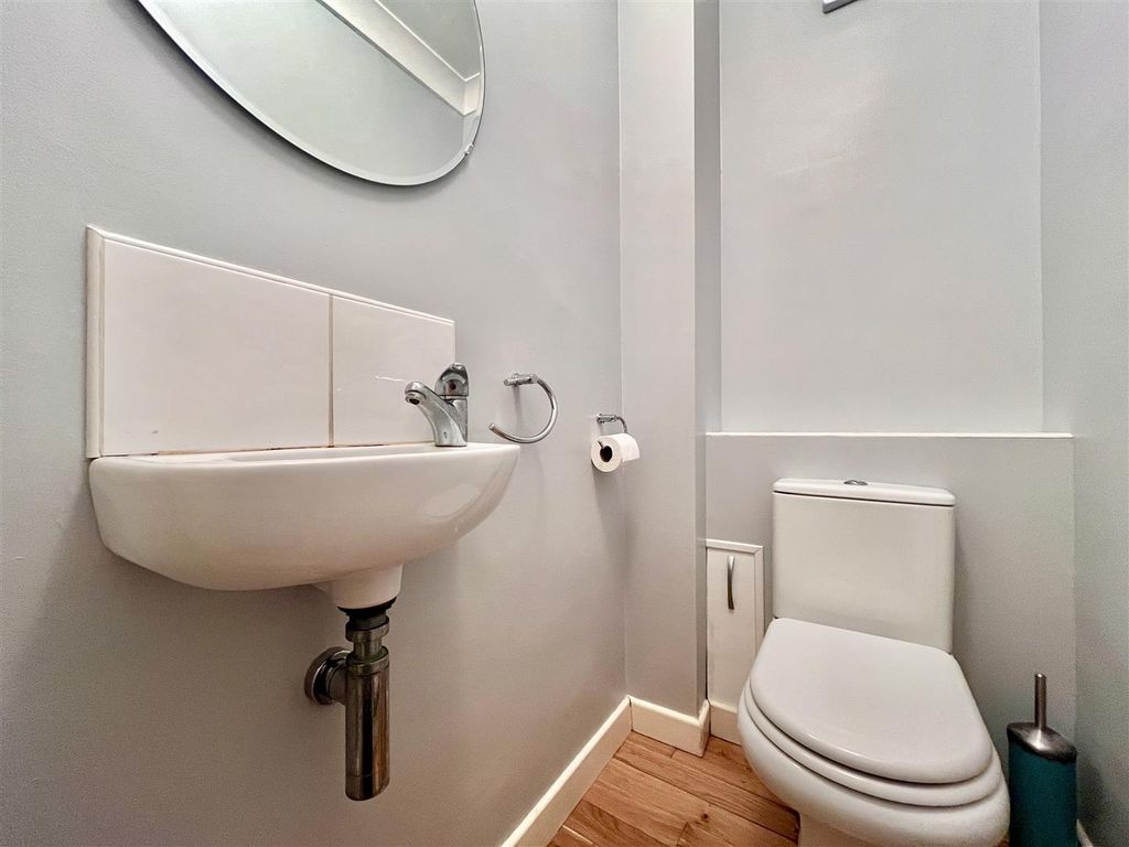 Property photo 3 of 22