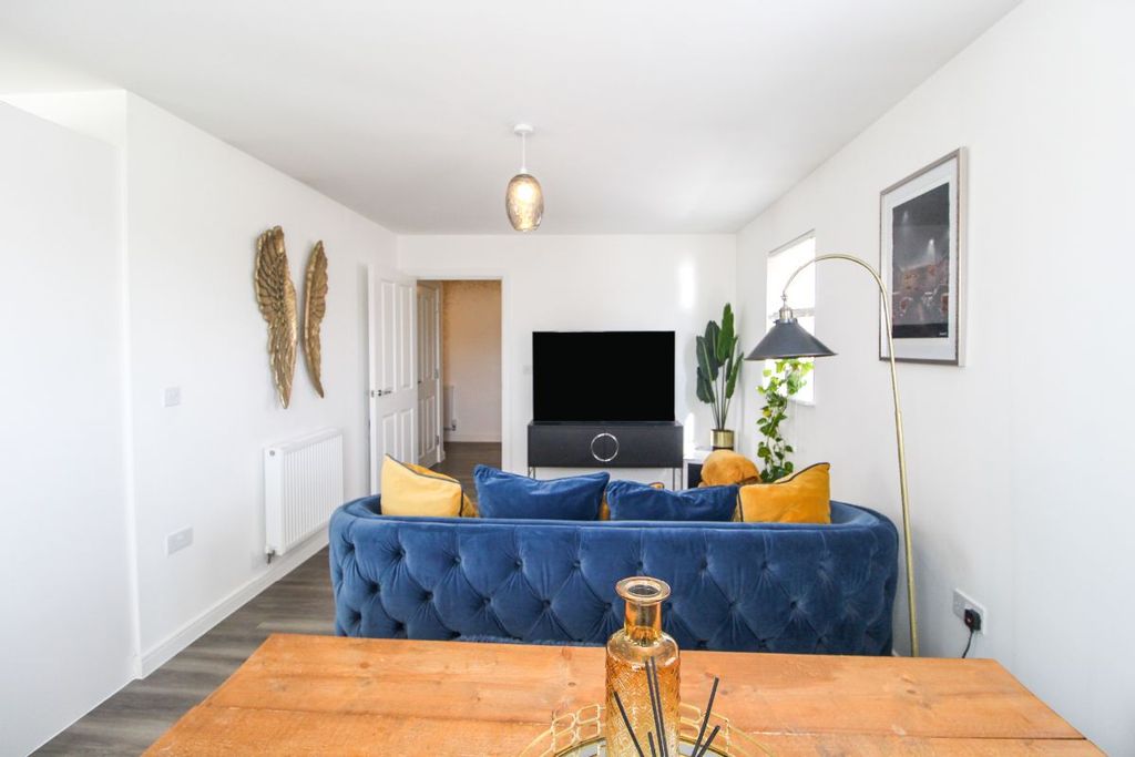 Additional image 7 of 1 bed flat for saleFlat, Beauvais Avenue, Shortstown MK42