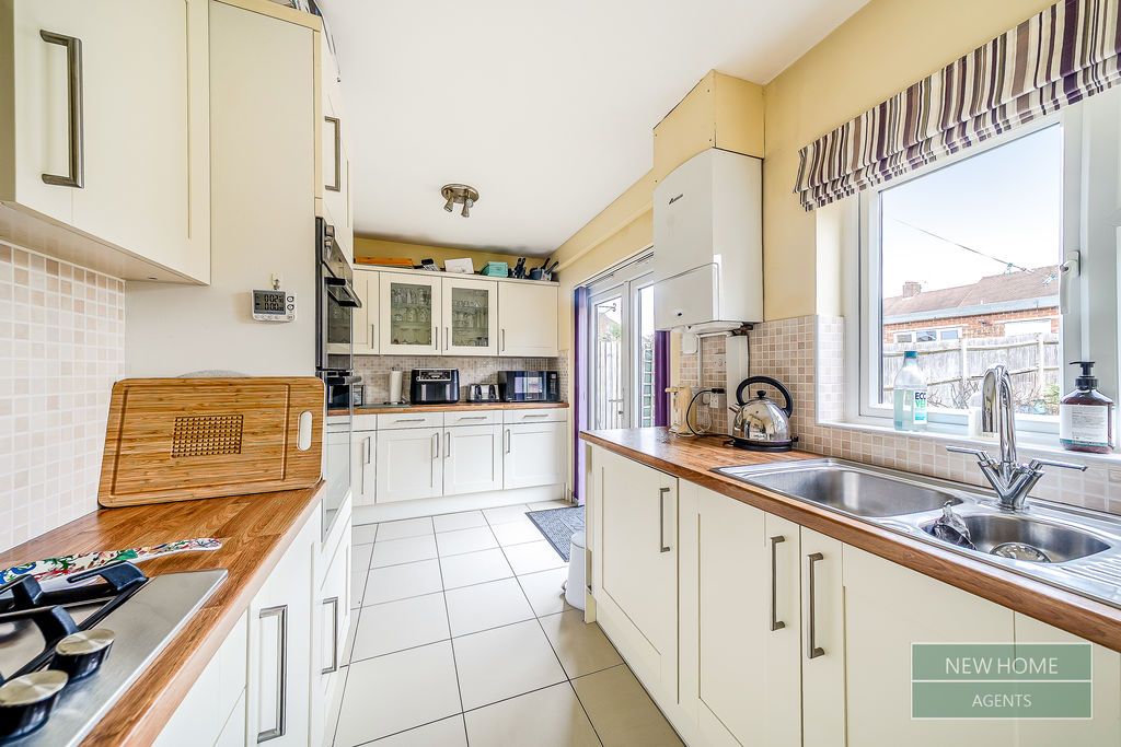 Property photo 2 of 19 Photo 13