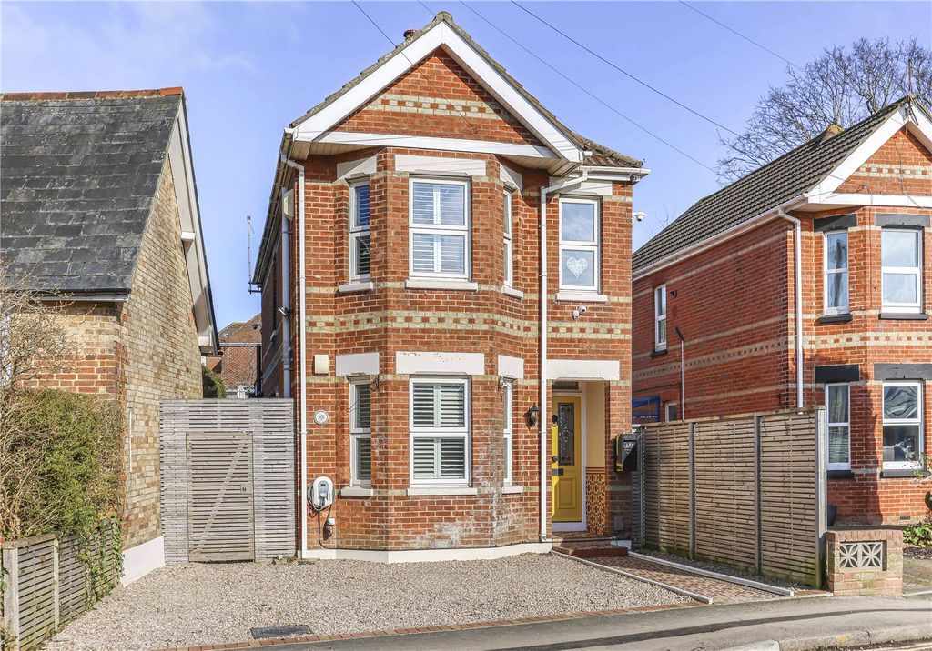 Property photo 2 of 29 Pottery Road