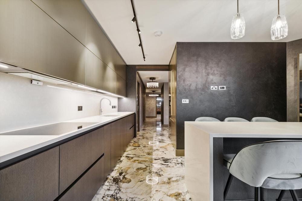 Property photo 3 of 11 Picture No. 06