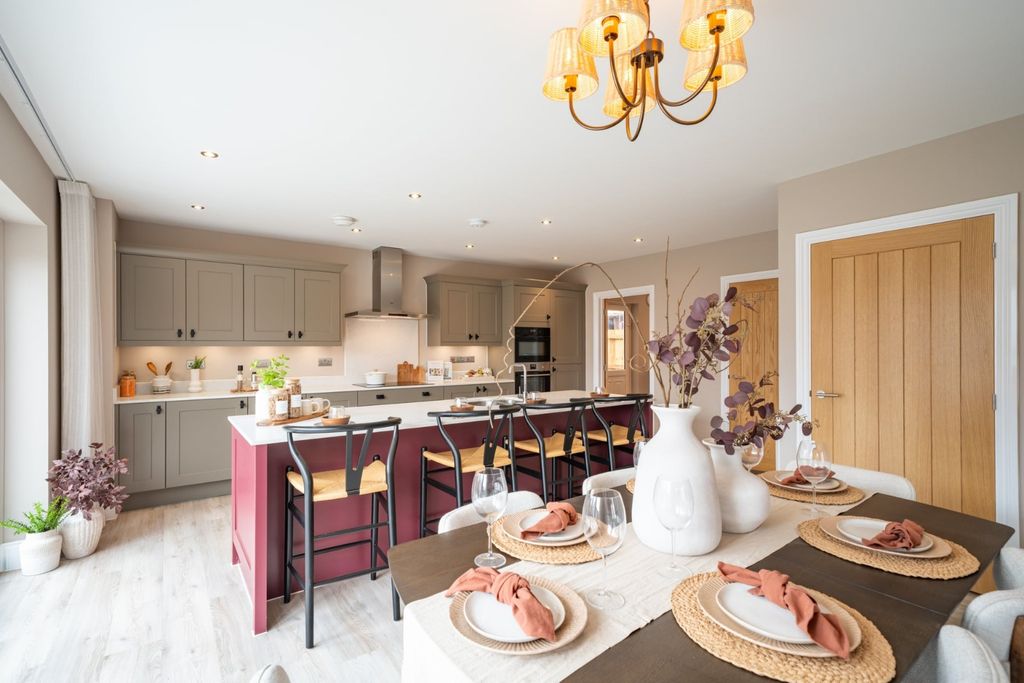 Property photo 3 of 14 5431293