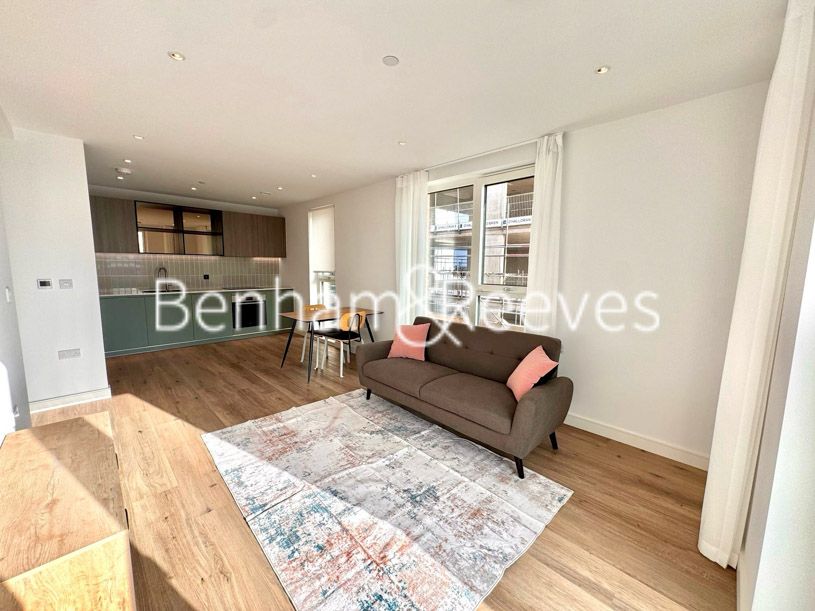 Property photo 2 of 11