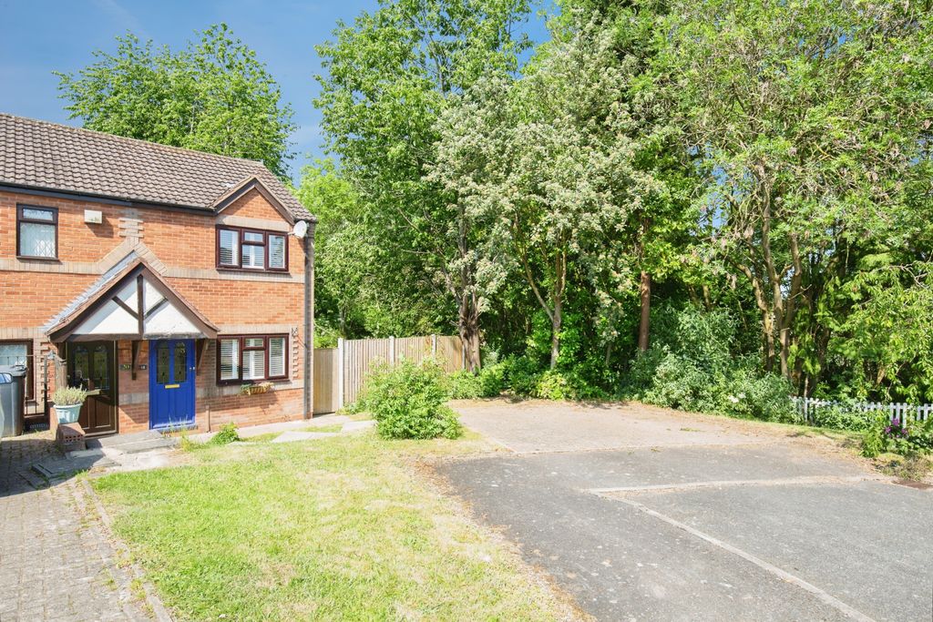 Property photo 1 of 24 071Ddfb4-Mw26-102