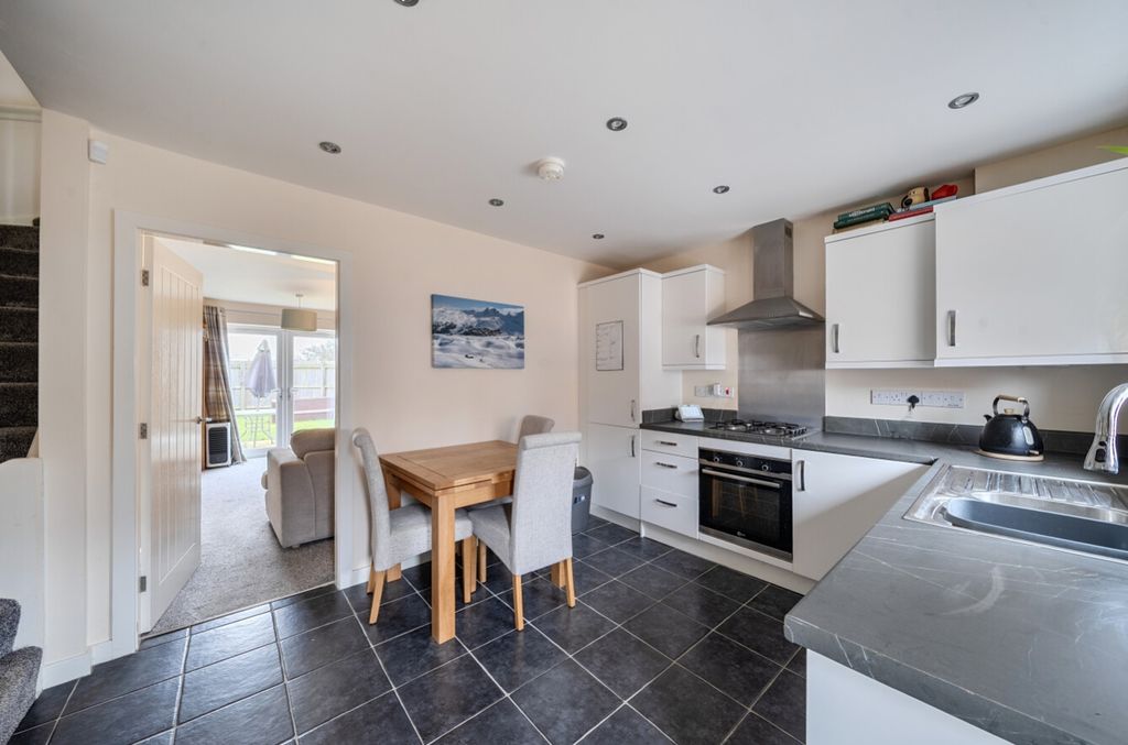 Property photo 3 of 20 1406965-2-6981Ebe5068ce