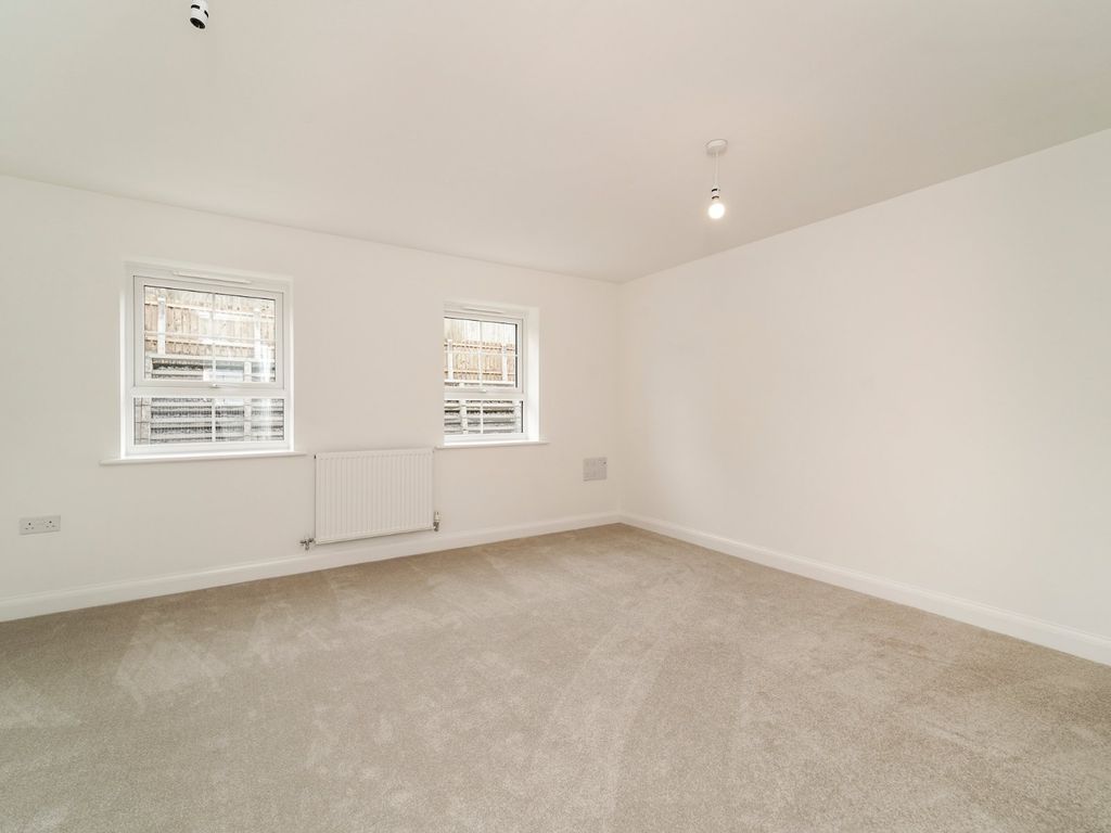 Property photo 3 of 19 Picture No. 29