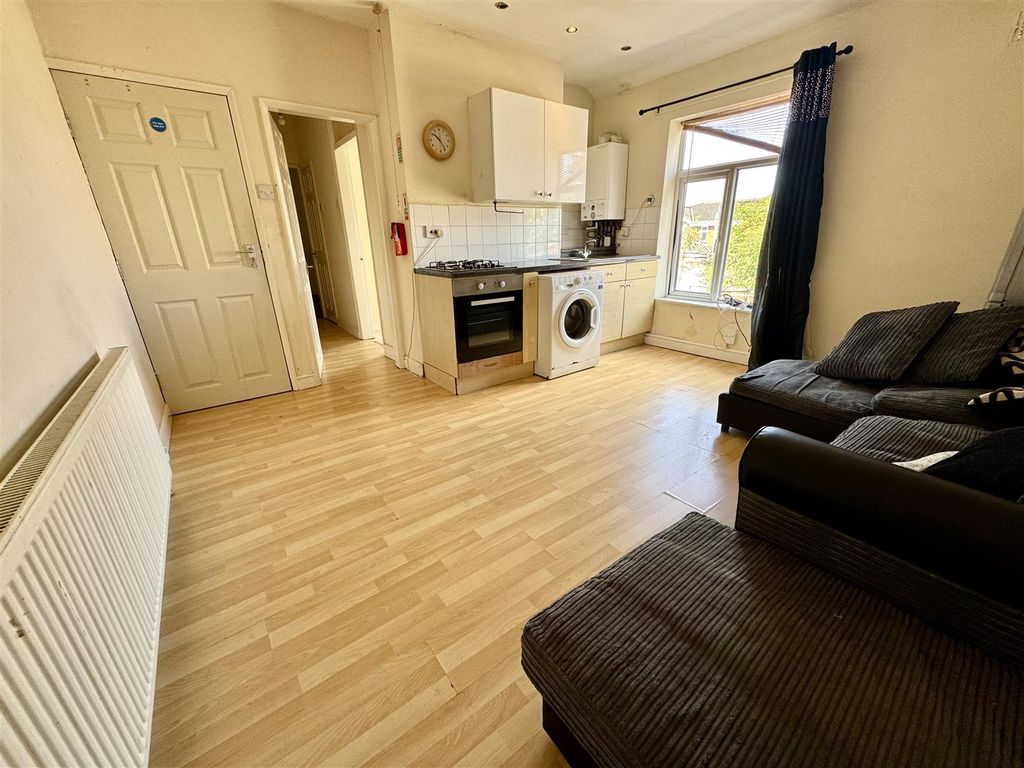 Property photo 1 of 7 Tempimageqqi9Ud.Jpg