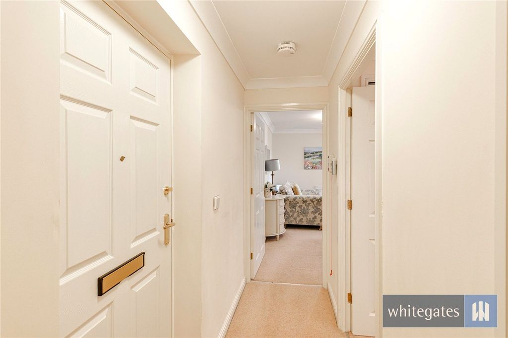 Property photo 2 of 13 Picture No. 02