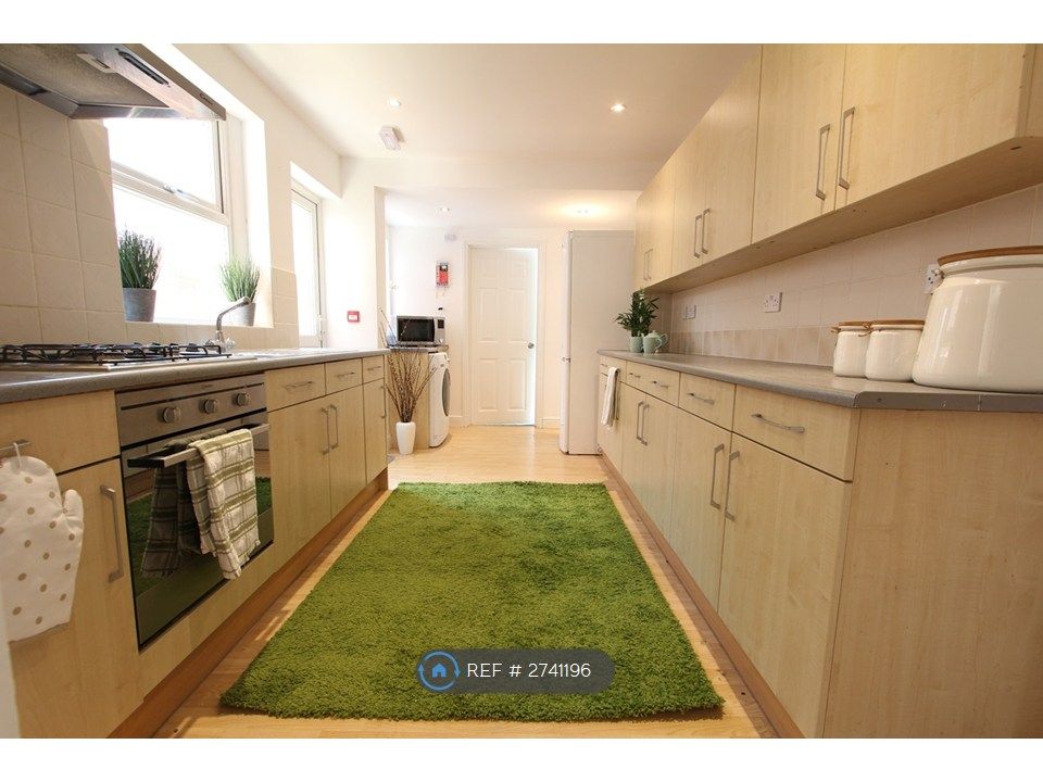 Property photo 3 of 21