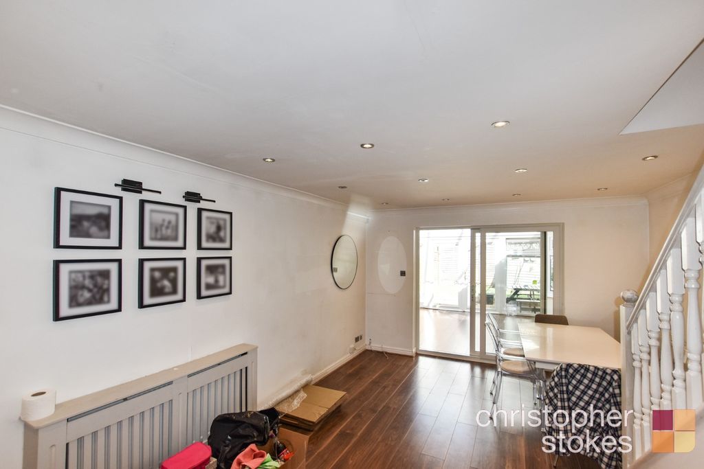 Property photo 3 of 13 4148912