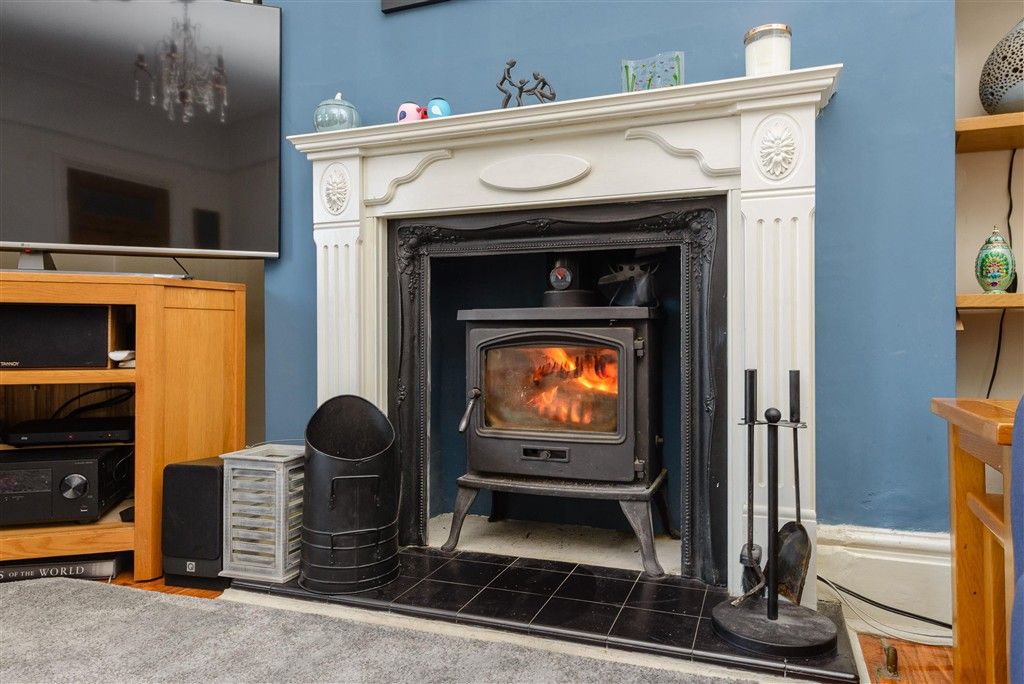 Property photo 1 of 11 Internal Feature