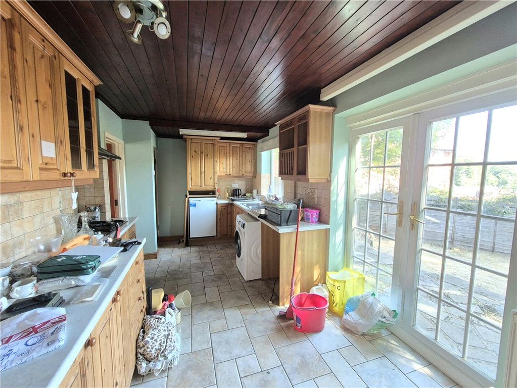 Property photo 3 of 9 Picture No. 02