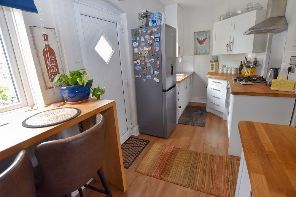 Property photo 2 of 26 Kitchen 2