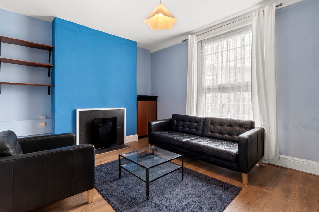 Property photo 2 of 16