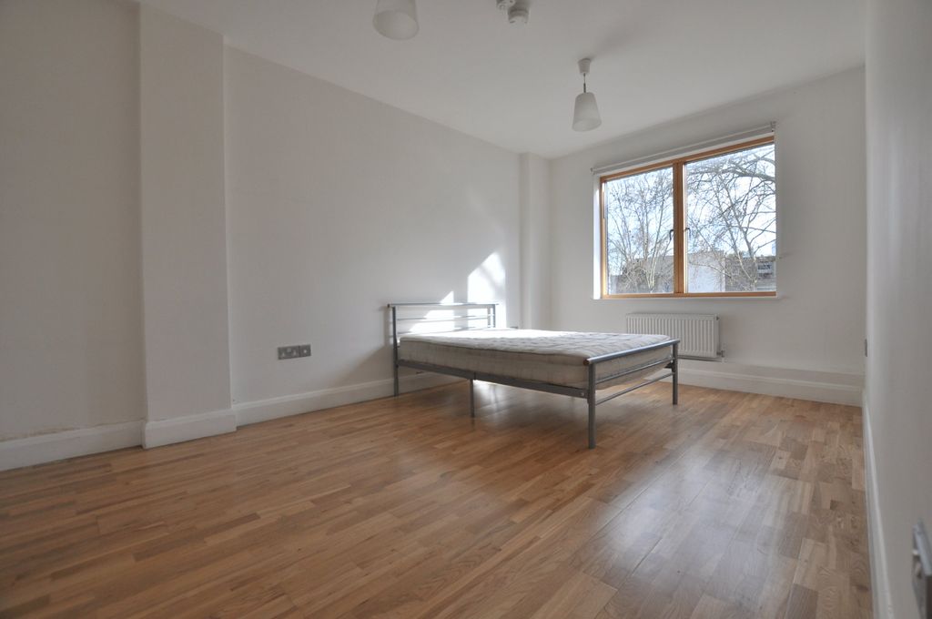 Property photo 3 of 9