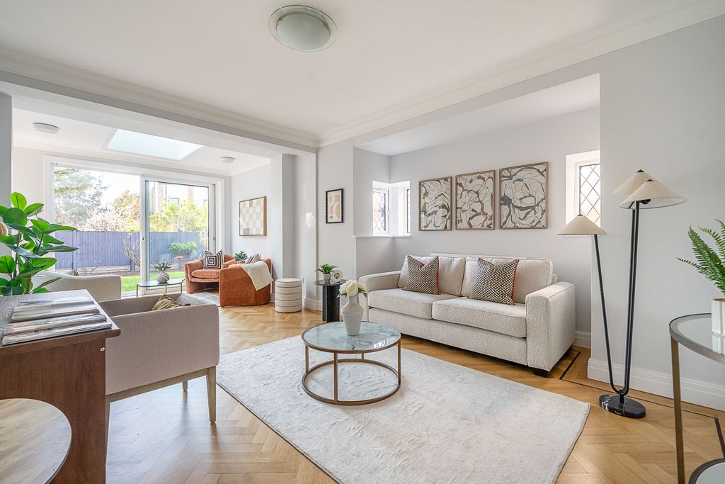 Property photo 3 of 23