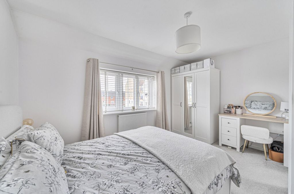 Property photo 3 of 14 Picture No. 20