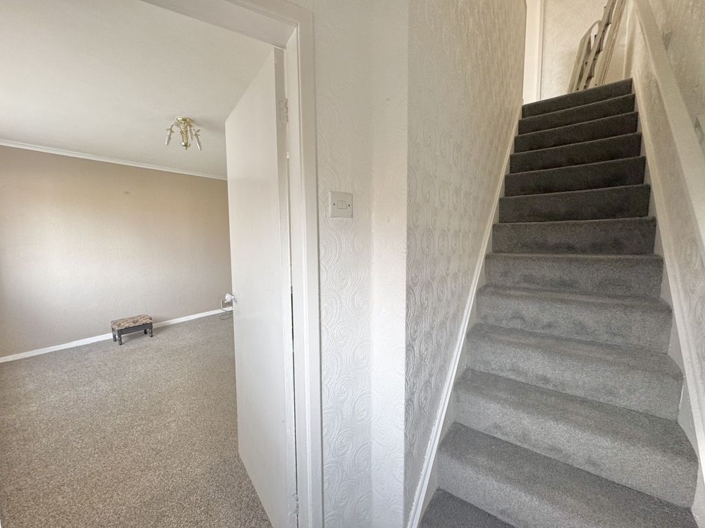 Property photo 2 of 12 Img_9477