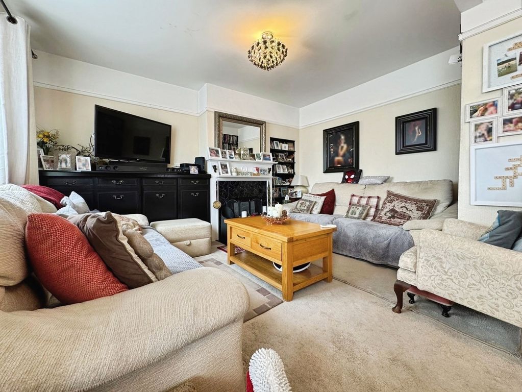 Property photo 2 of 16 Pbox-Img.Jpg