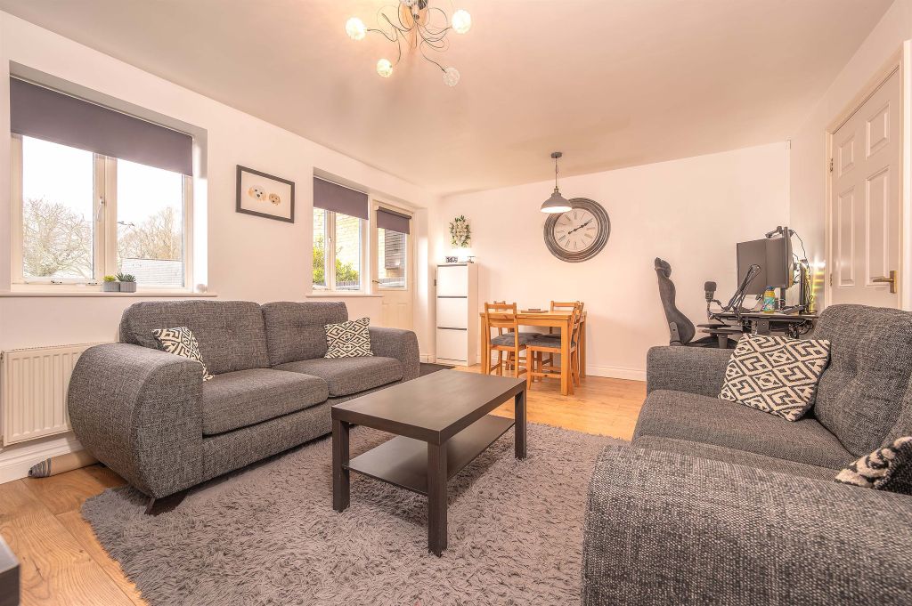 Property photo 3 of 15