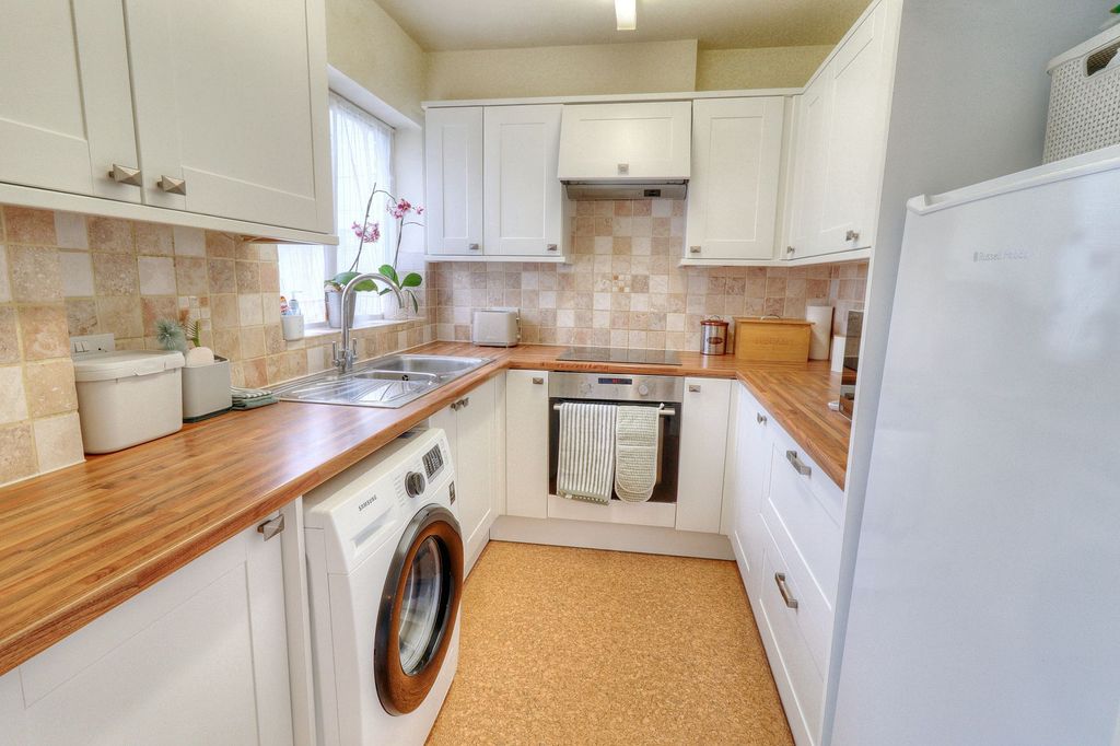 Property photo 2 of 13 Photo 2