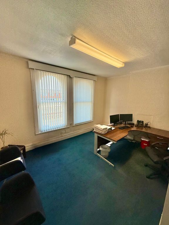 Property photo 2 of 10 Photo 2