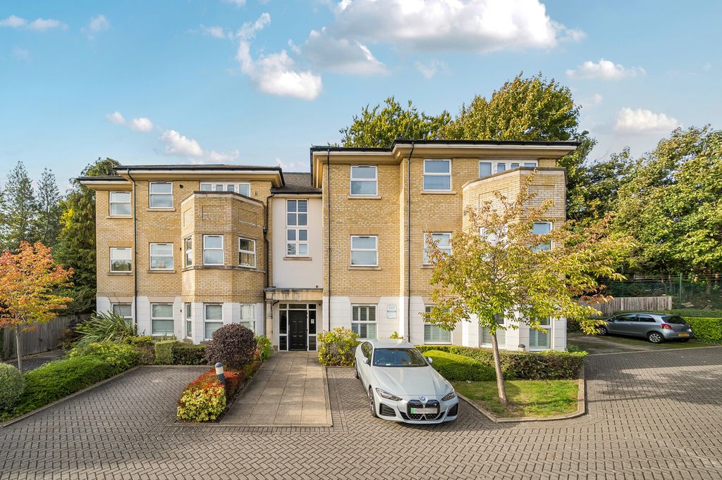 Property photo 1 of 14