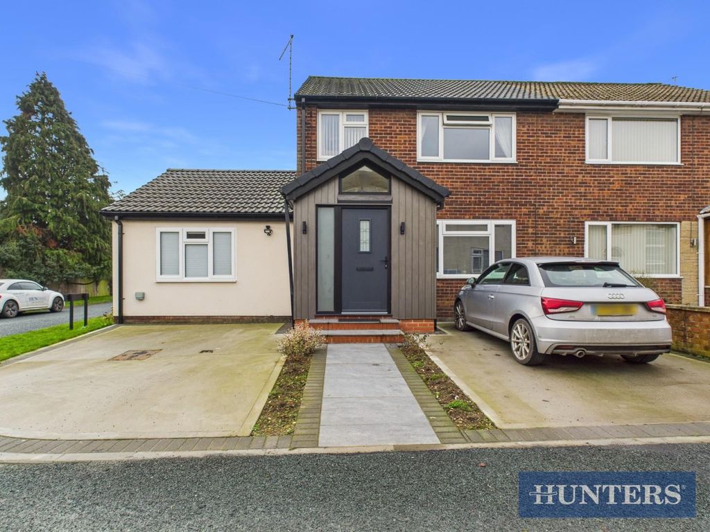 Property photo 1 of 19 Front Alt