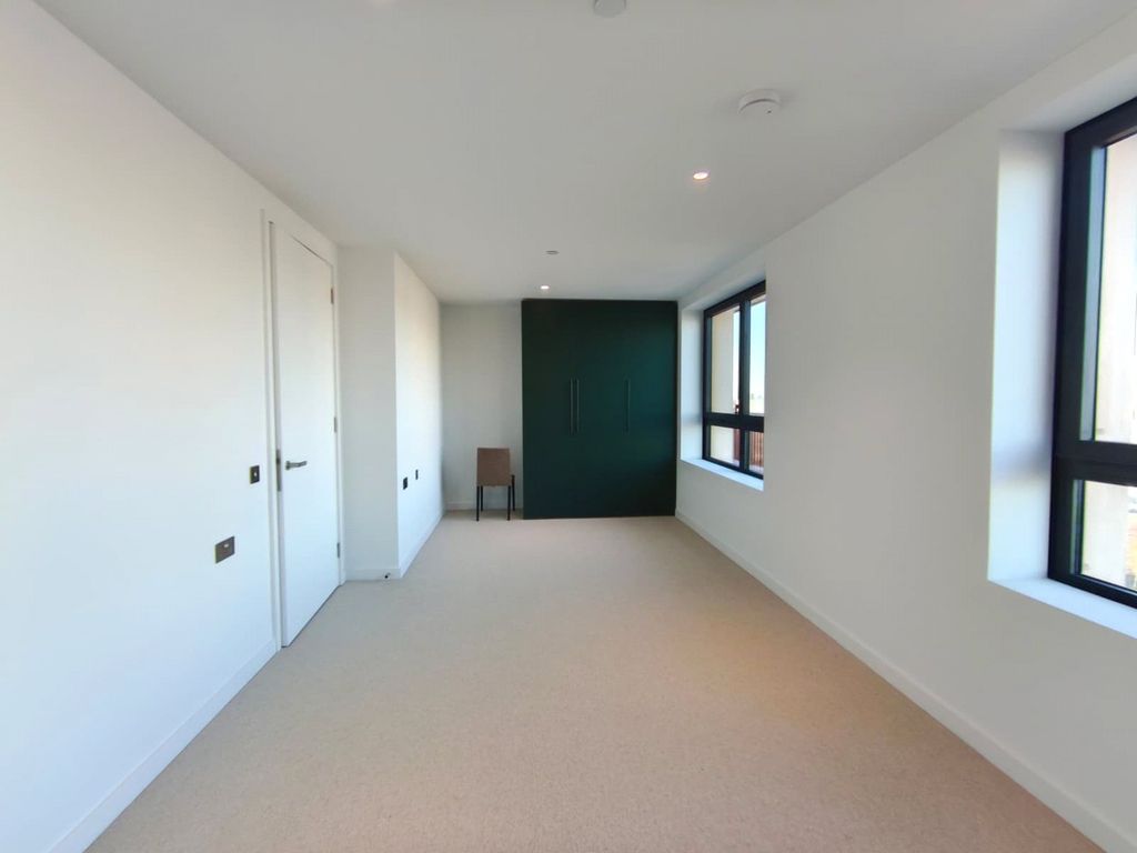 Property photo 3 of 17 Picture No. 06