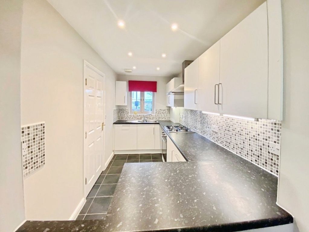 Property photo 2 of 12 Pbox-Img.Jpg