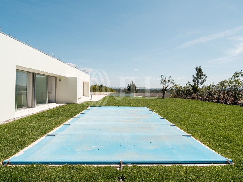 Property photo 1 of 34 4-Bedroom Villa With Pool, At Bom Sucesso Resort, Óbidos