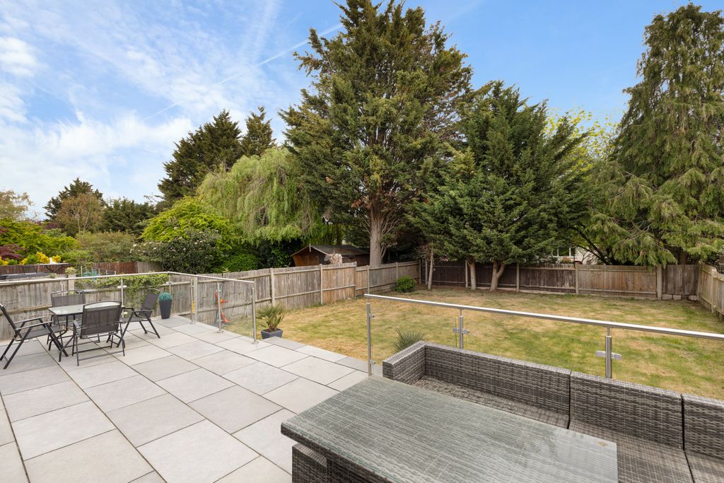 Property photo 3 of 20