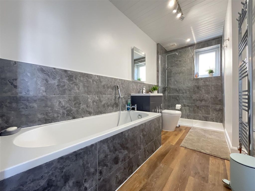 Property photo 3 of 30 Img_4163.Jpeg