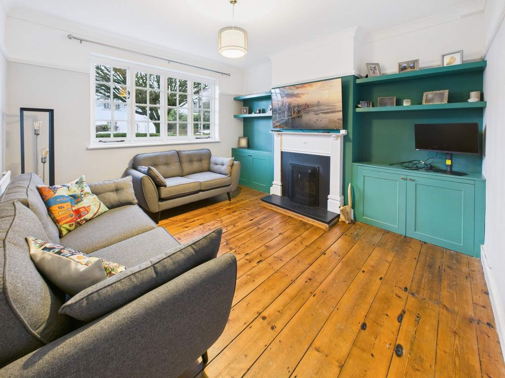 Property photo 3 of 22 Front Reception Room