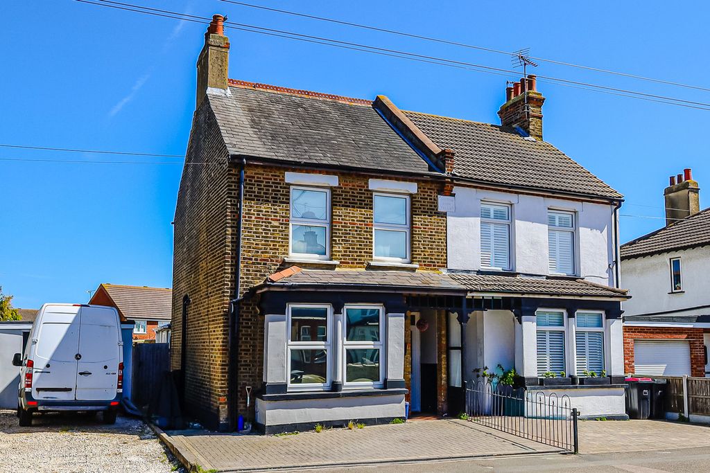 Property photo 1 of 38