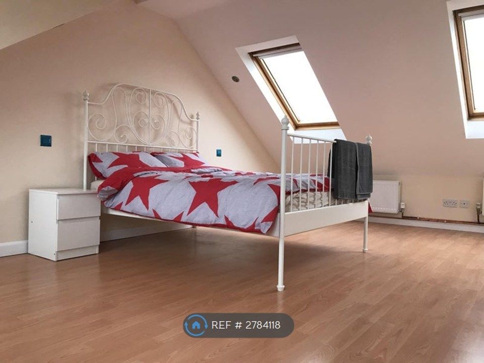 Property photo 2 of 6