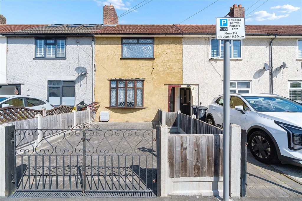 Property photo 1 of 12 Front