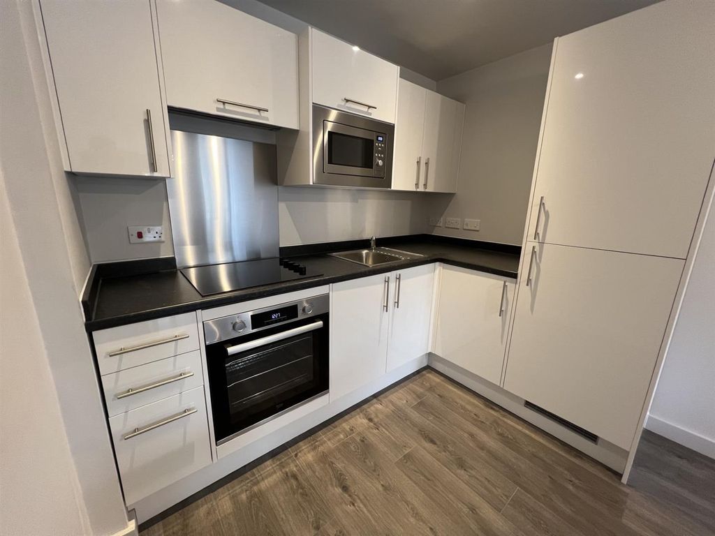 Property photo 2 of 7 Cbbce-Upx0W9Uqfo0Oe8Bq.Jpg