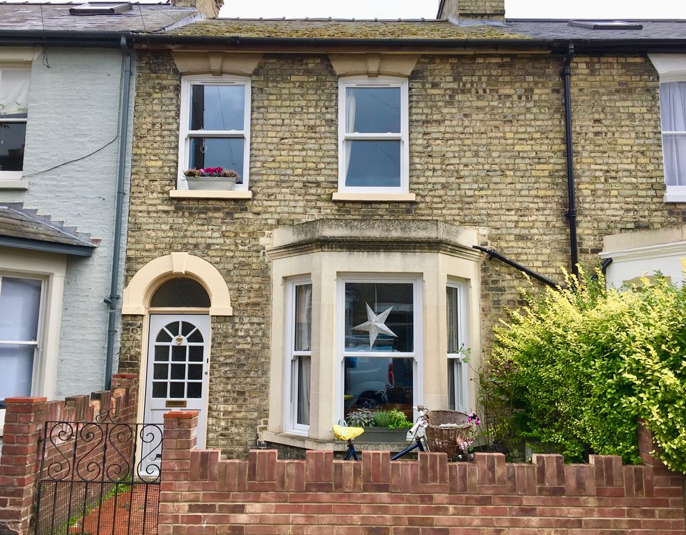 Property photo 1 of 9