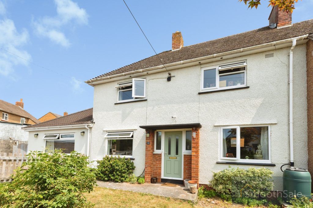 Property photo 2 of 19