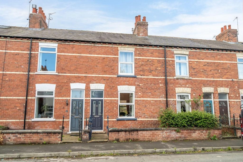 Property photo 1 of 12 Swinerton Ave-14.Jpg