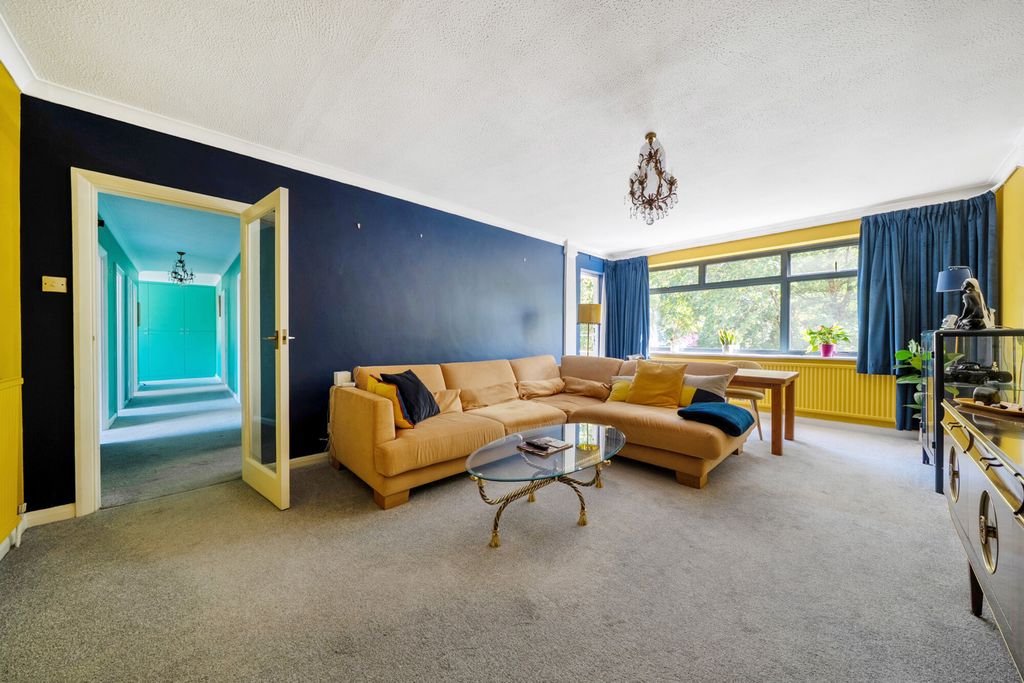 Property photo 2 of 20 8-6A79Fb566125d-1...