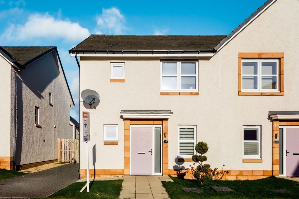 Property photo 1 of 34