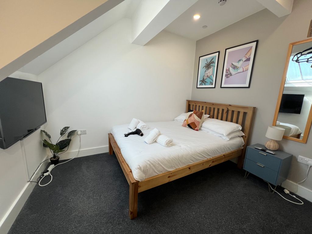 Property photo 2 of 7 Img_5206