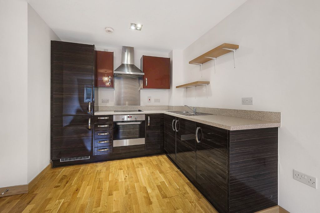 Property photo 2 of 14 4852983