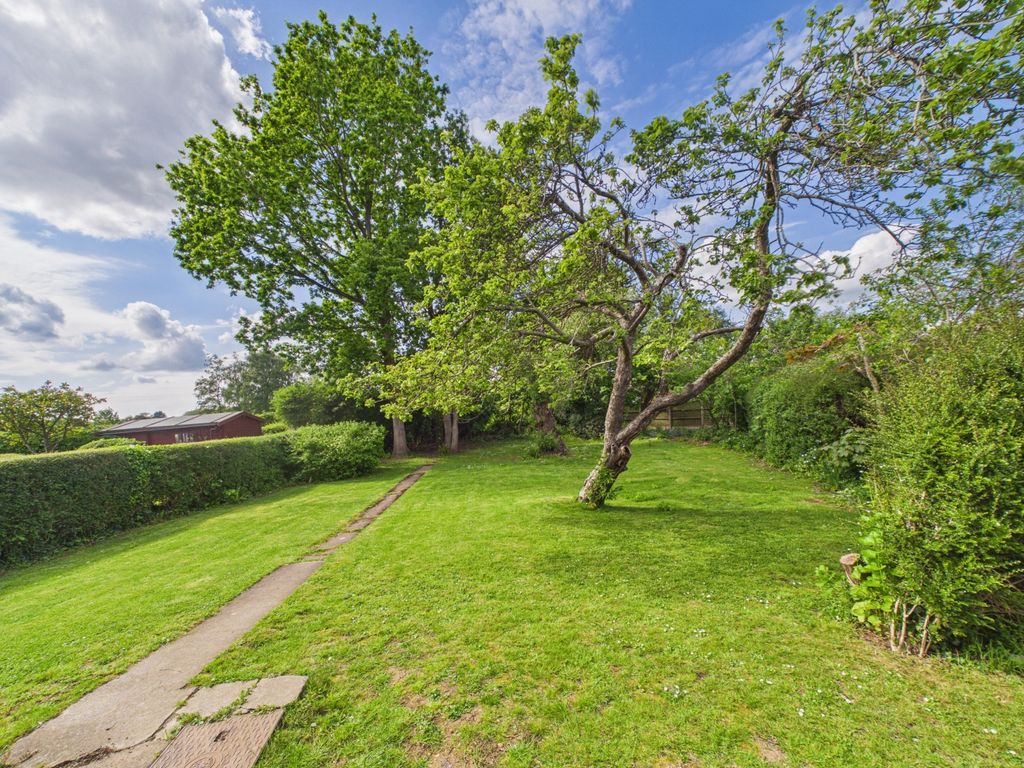 Property photo 3 of 32 Cam02023G0-Pr0223-Still011