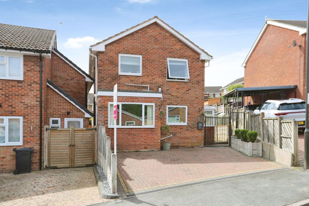 Property photo 1 of 36