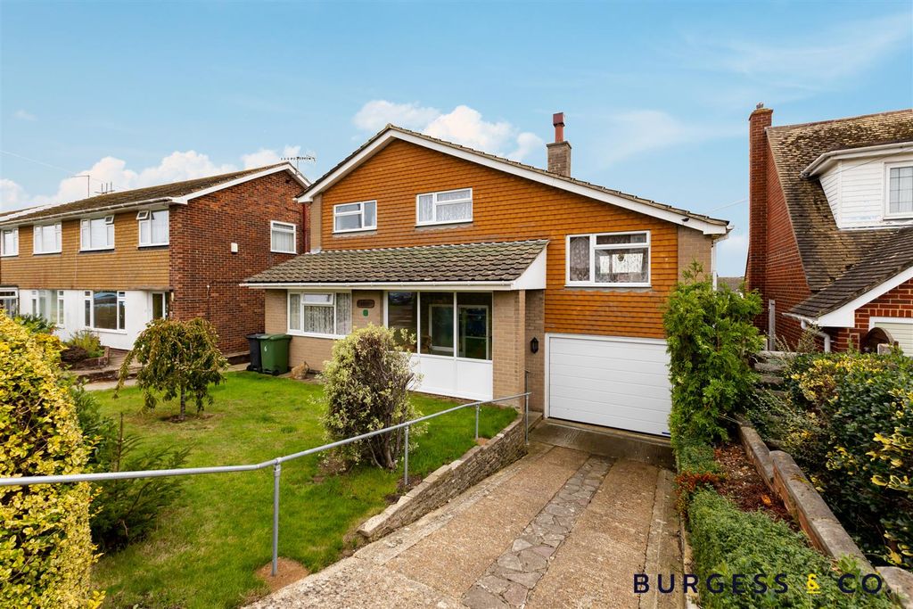Property photo 1 of 20 Untitled-283.Jpg
