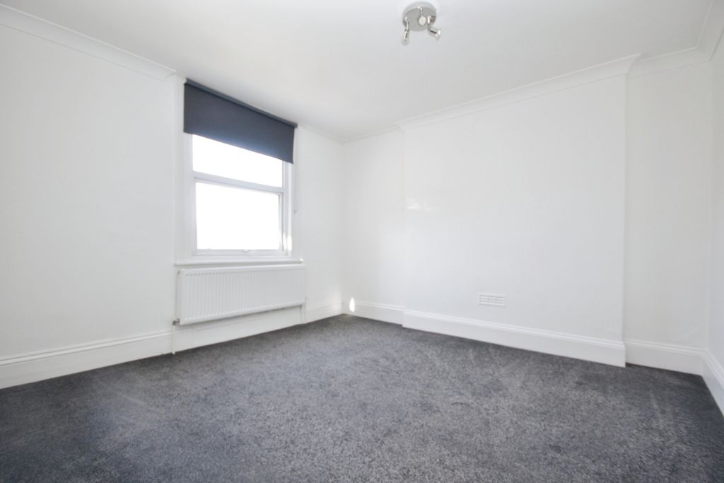 Property photo 3 of 9 F438091F-_Dsc0656